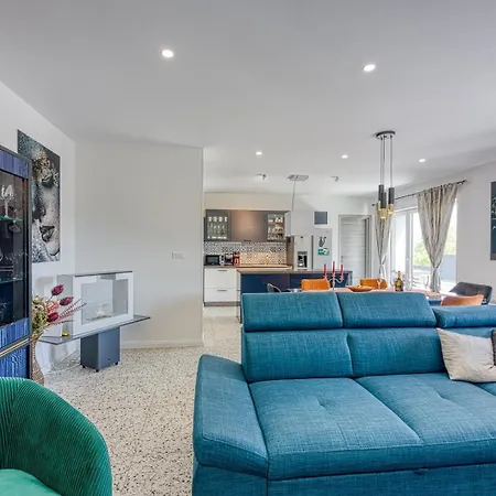 House Rhapsody Сasa de vacaciones