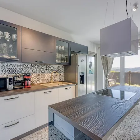 House Rhapsody Сasa de vacaciones *